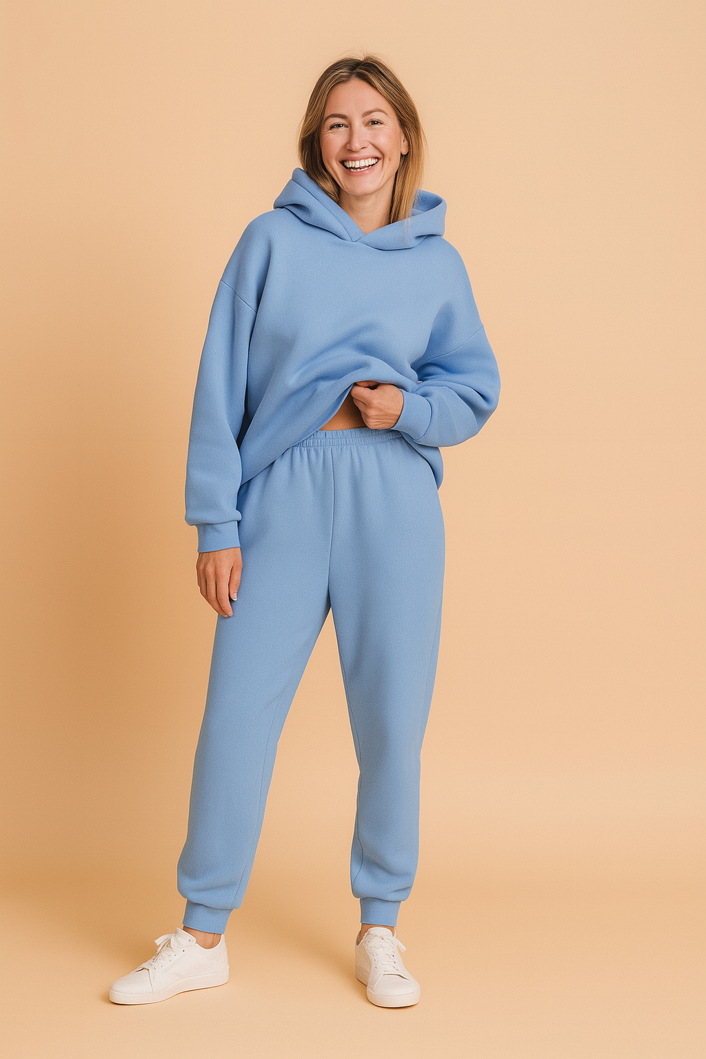 Dres damski dwuczęściowy z kapturem - bluza oversize i spodnie