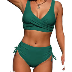 Dwuczęściowy zestaw bikini z wiązanym dołem po bokach