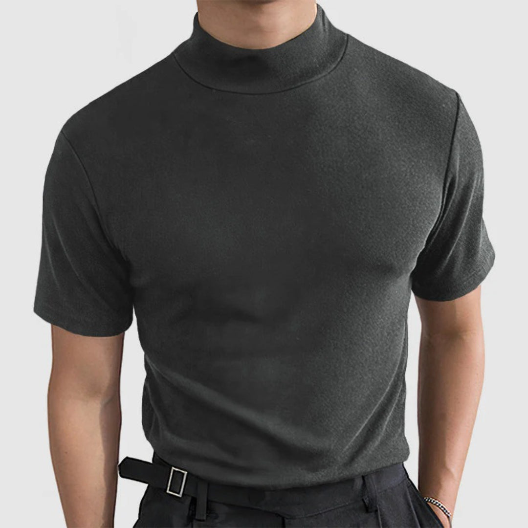 Elastyczny t-shirt bawełniany z wysokim kołnierzem