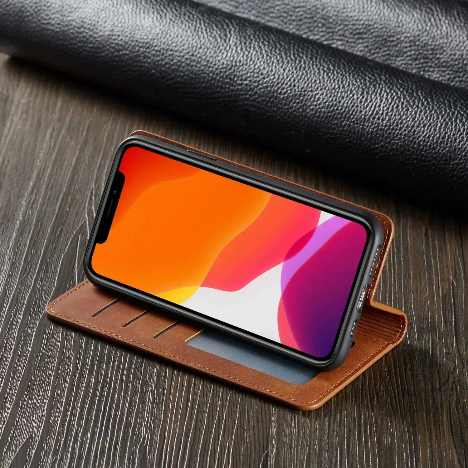 Etuvio – etui z klapką do iPhone | portfel i ochrona